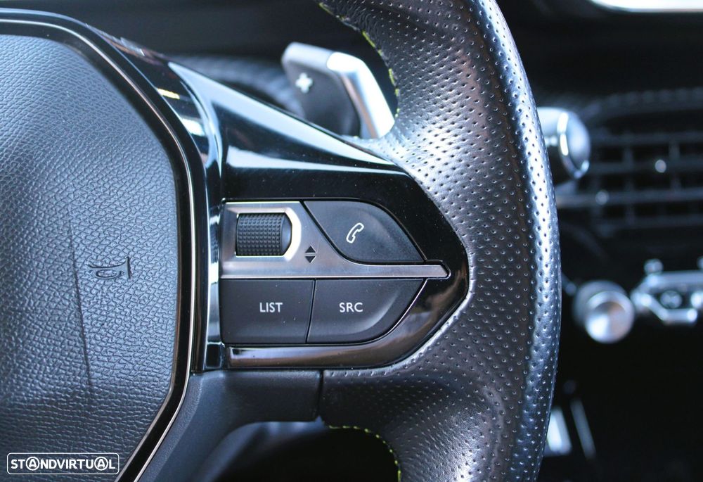 Peugeot 208 1.2 PureTech GT Line EAT8 - 24