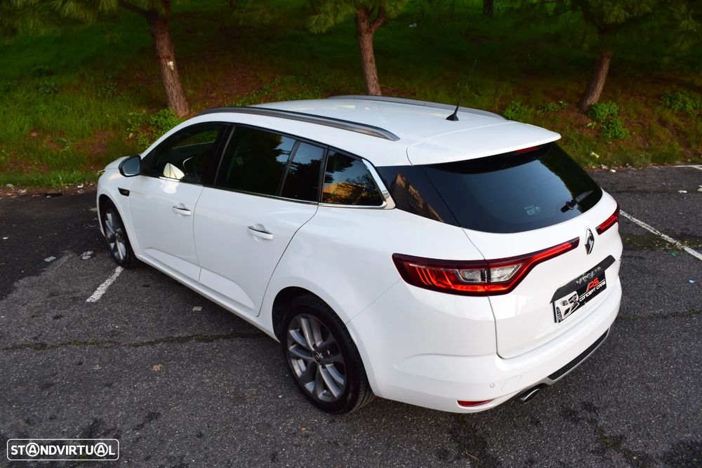 Renault Mégane Sport Tourer 1.5 dCi GT Line - 38