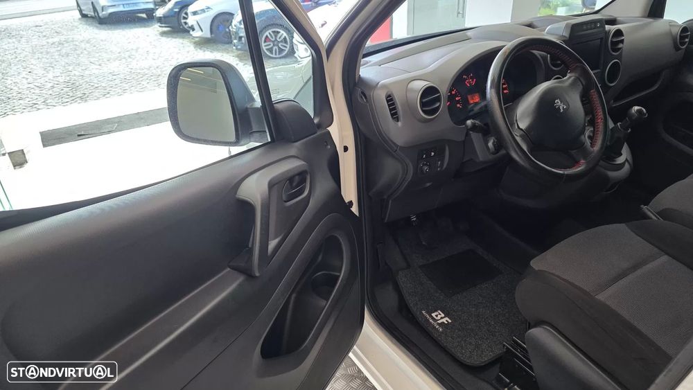 Peugeot partner 3lug. c/iva - 29