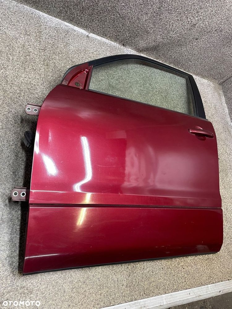Drzwi lewy przod przednie listwa szyba ZY8 C13 Suzuki Grand Vitara 2 II - 8