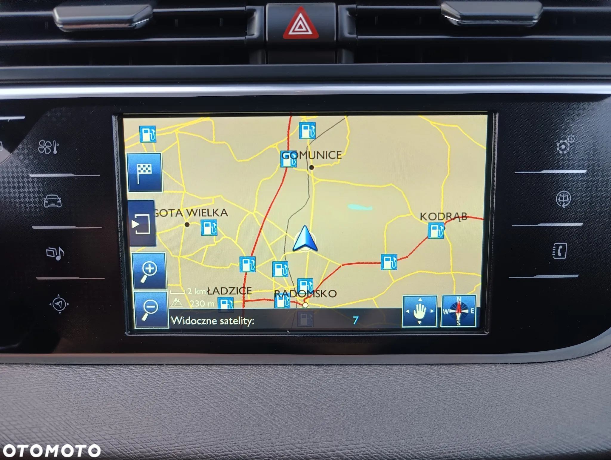 Citroën C4 Grand Picasso 1.6 THP Exclusive S&S EAT6 - 24
