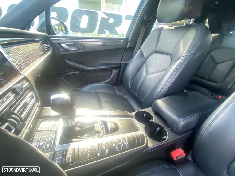 Porsche Macan S - 41