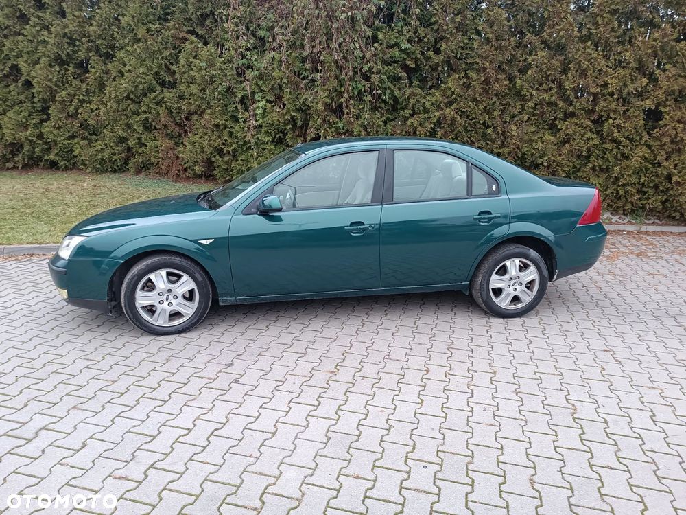 Ford Mondeo 2.0 Ghia - 2