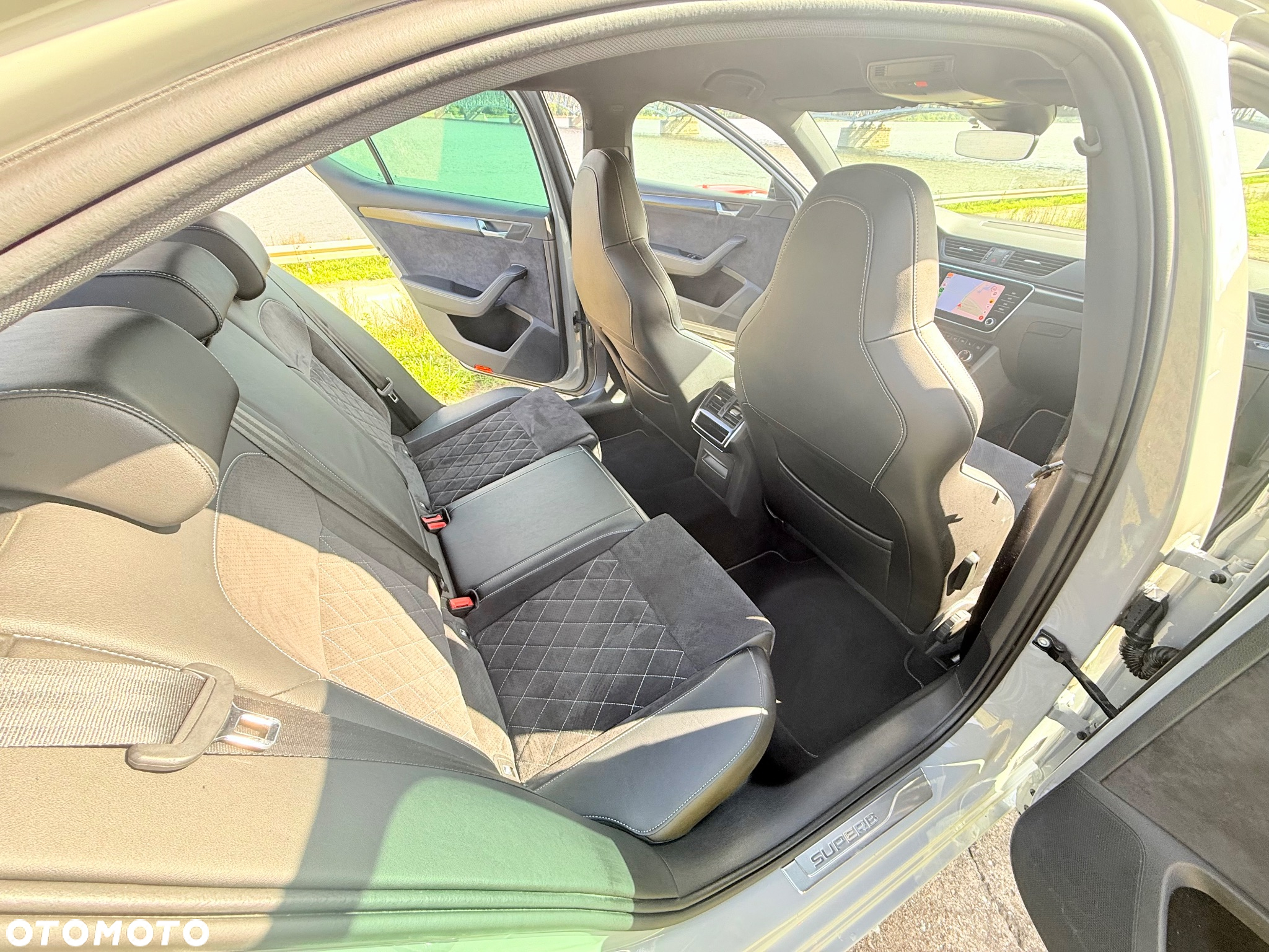 Skoda Superb 2.0 TDI 4x4 DSG Sportline - 13