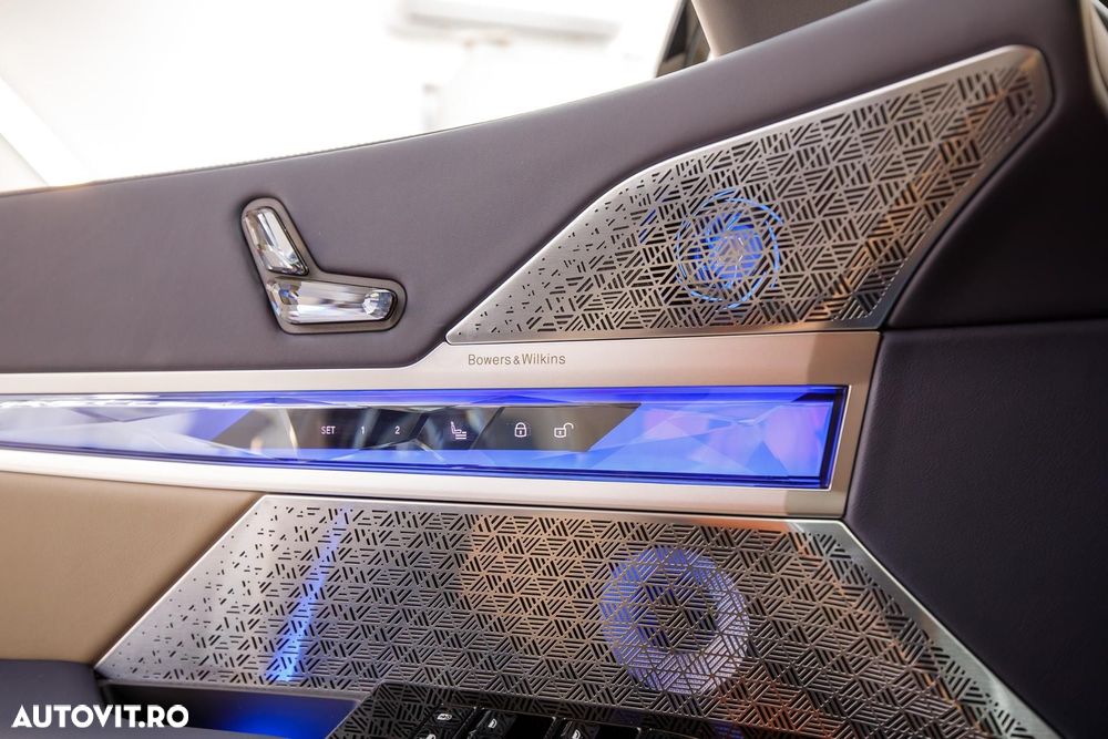 BMW Seria 7 - 13