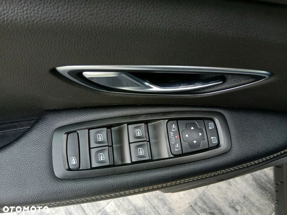 Renault Grand Scenic ENERGY TCe 115 LIMITED - 29