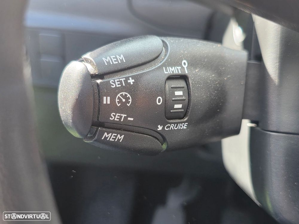 Citroën C3 1.2 PureTech C-Series - 17
