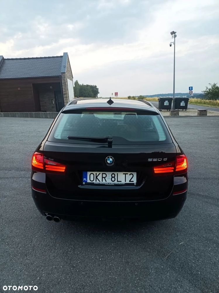 BMW Seria 5 520d - 6