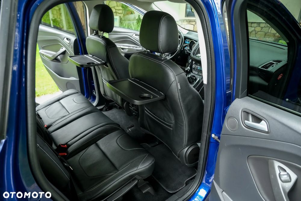 Ford Kuga 2.0 TDCi 4x4 ST-Line - 26