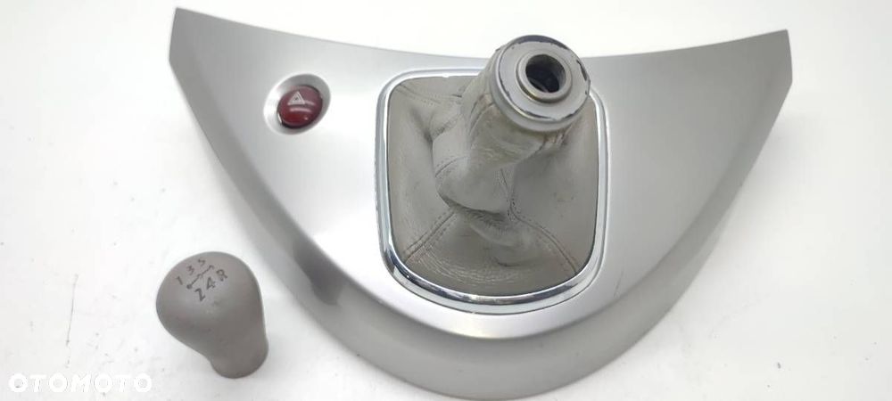 MIESZEK BIEGÓW RAMKA PANEL DEKOR MITSUBISHI GRANDIS MN151918 - 5