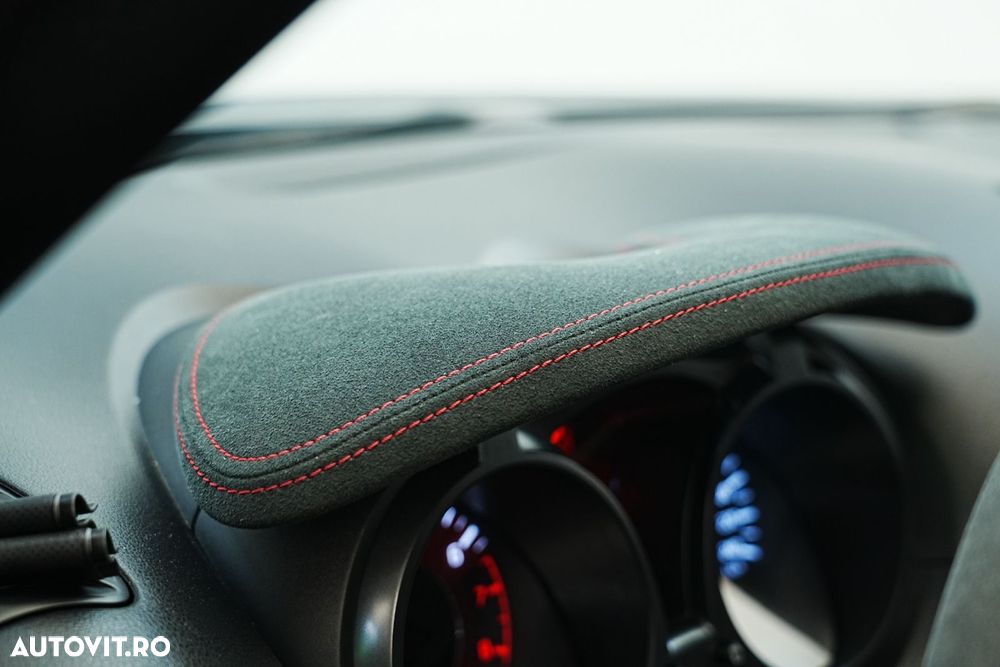 Nissan Juke 1.6L DIG-T X-TRONIC-M8 4X4 Nismo RS - 22