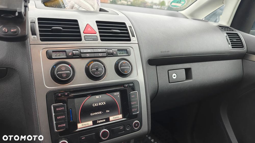 Volkswagen Touran 1.9 TDI DPF Conceptline - 6