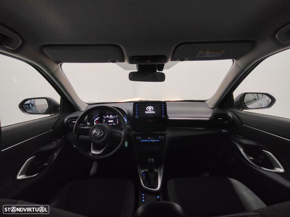 Toyota Yaris Cross 1.5 HDF Comfort Plus - 8