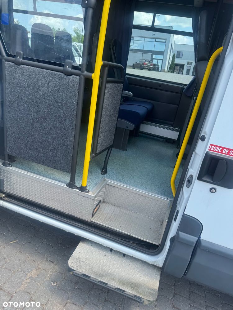 Irisbus Daily Klima Webasto Tylko 111 tyś km z Wojska Francuskiego - 4