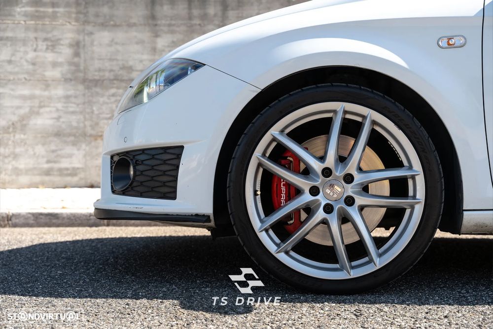 SEAT Leon 2.0 T FSI Cupra R - 12