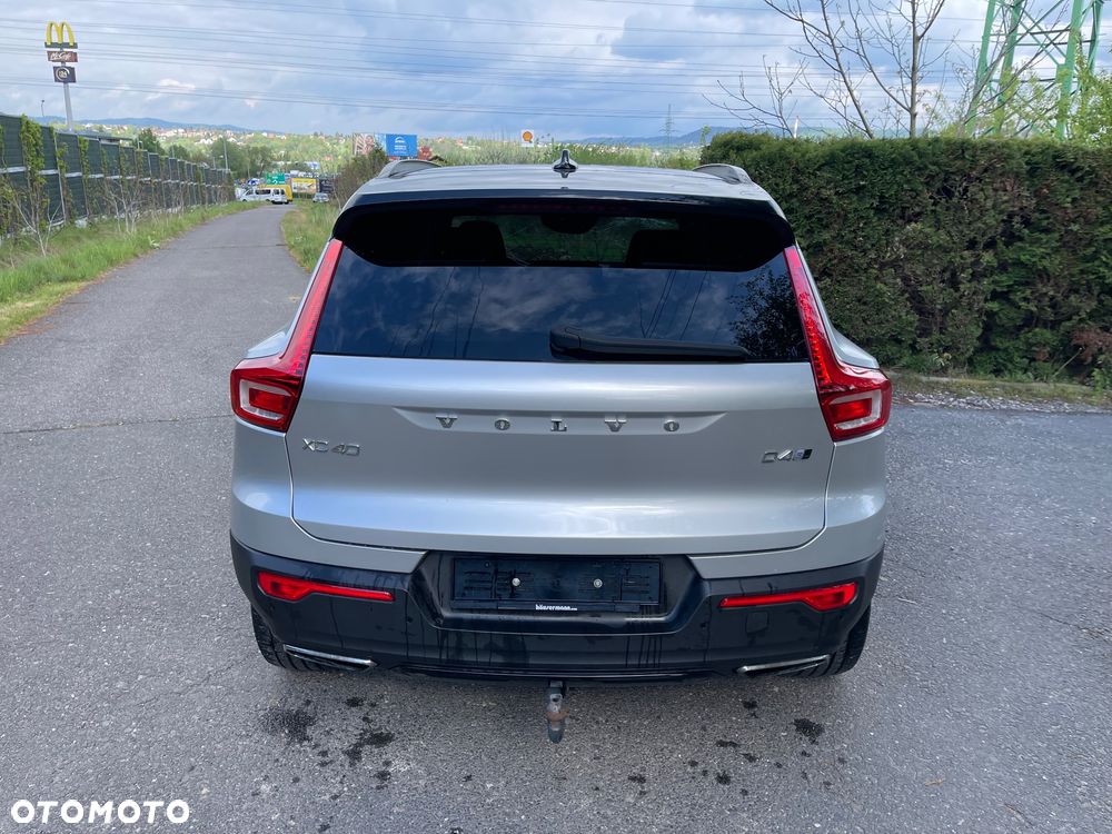 Volvo XC 40 D4 AWD Geartronic R-Design - 6