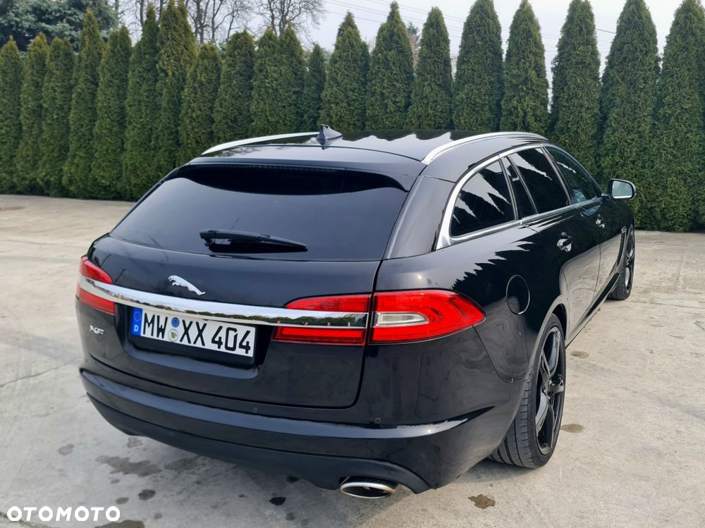 Jaguar XF 2.2 D R-Sport - 6