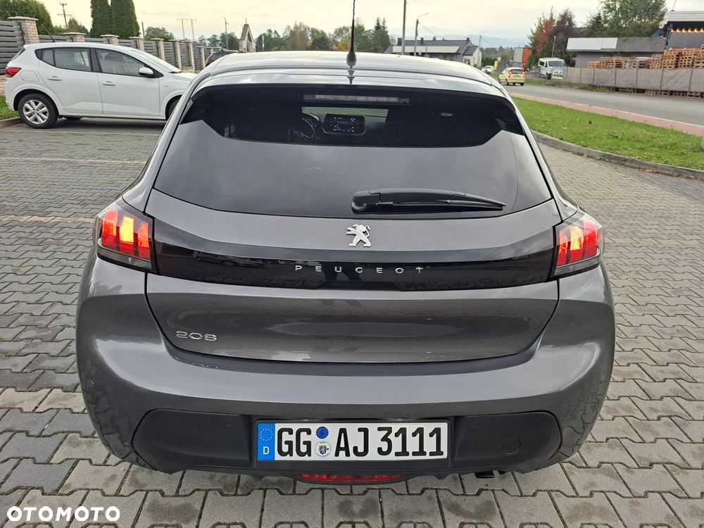 Peugeot 208 - 14
