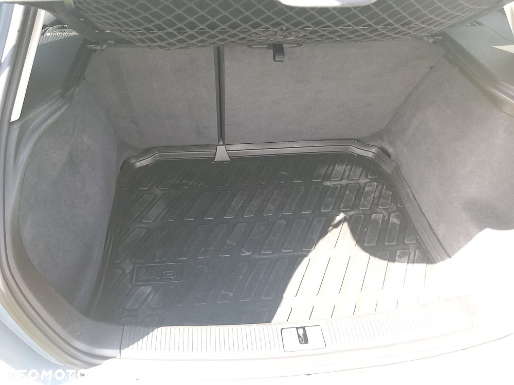 Audi A3 Sportback 1.9 TDI DPF Ambition - 9