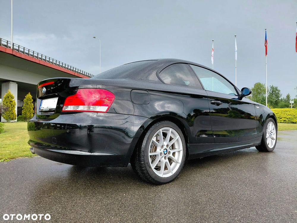 BMW Seria 1 120d Limited Edition Lifestyle mit M Sportpaket - 35