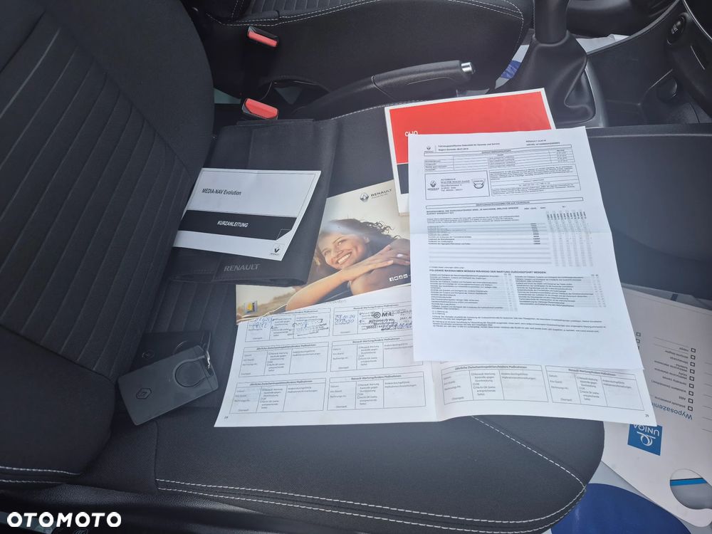Renault Clio - 30