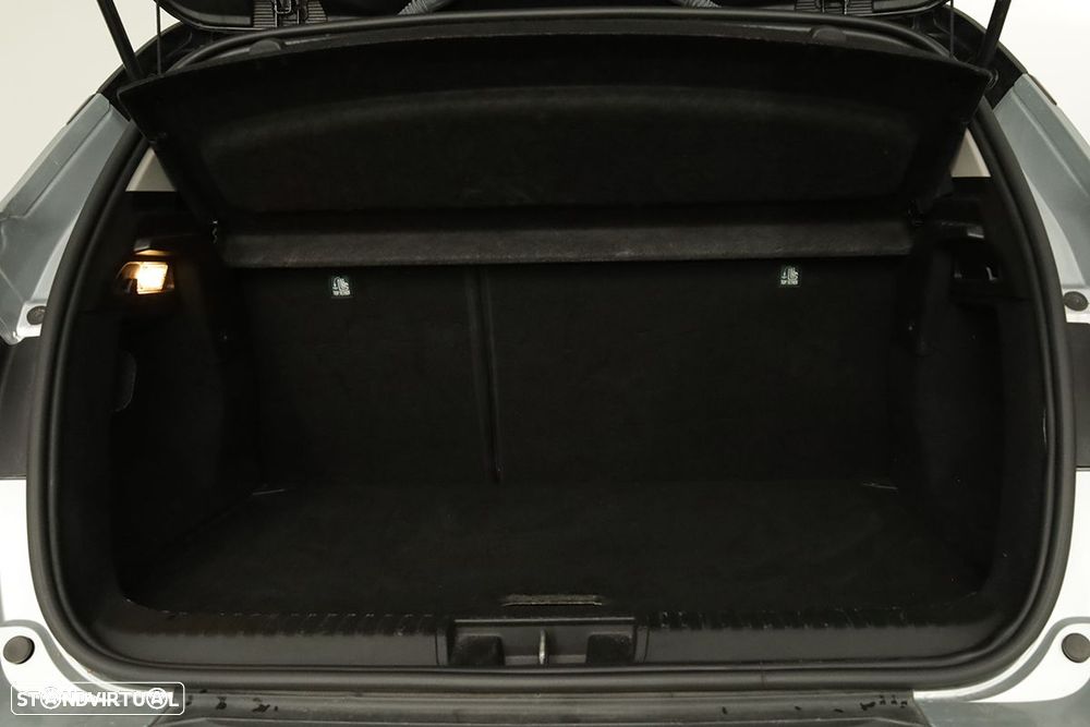 Renault Captur 1.0 TCe Techno Bi-Fuel - 24