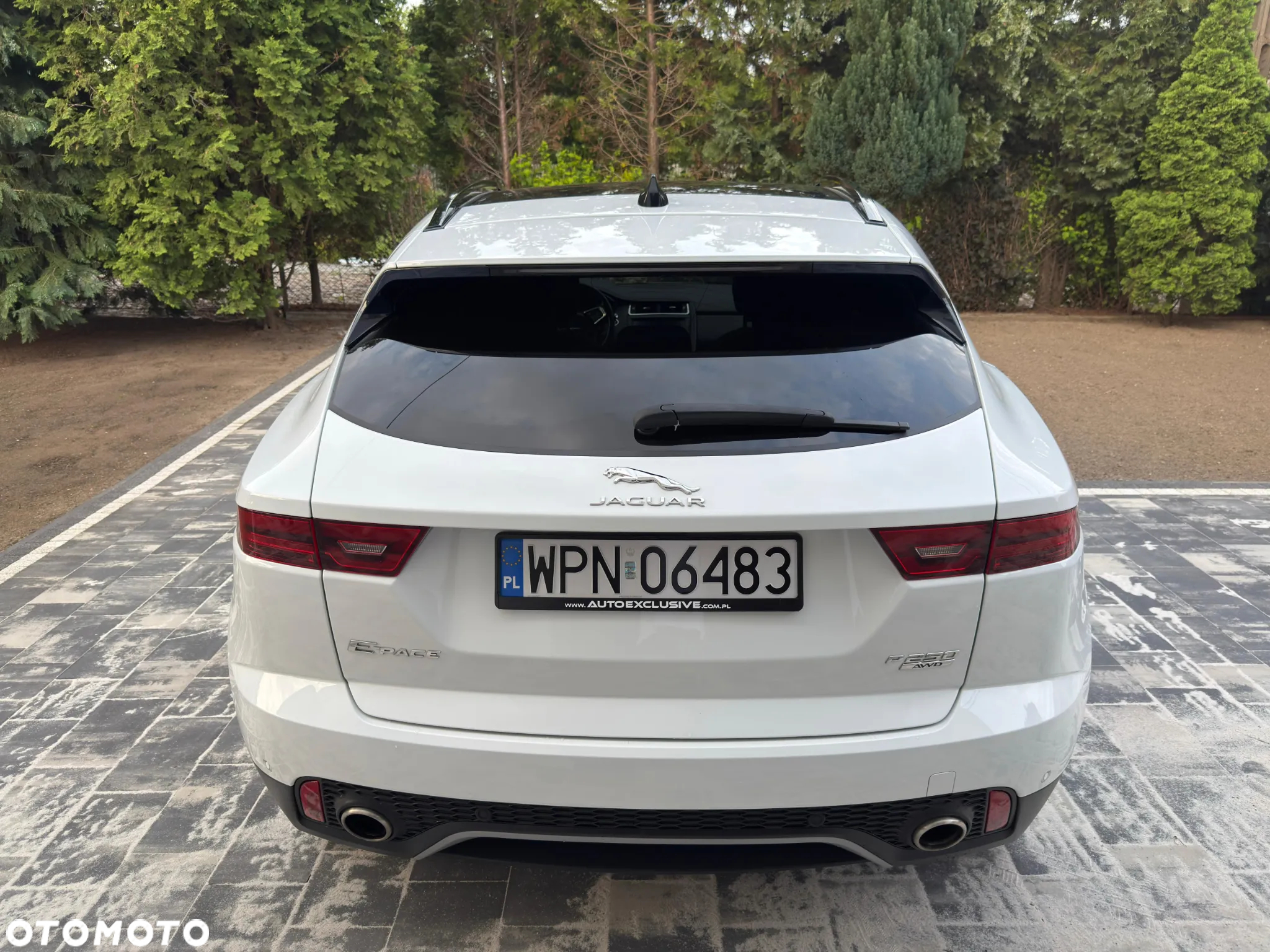 Jaguar E-Pace P250 AWD SE - 10