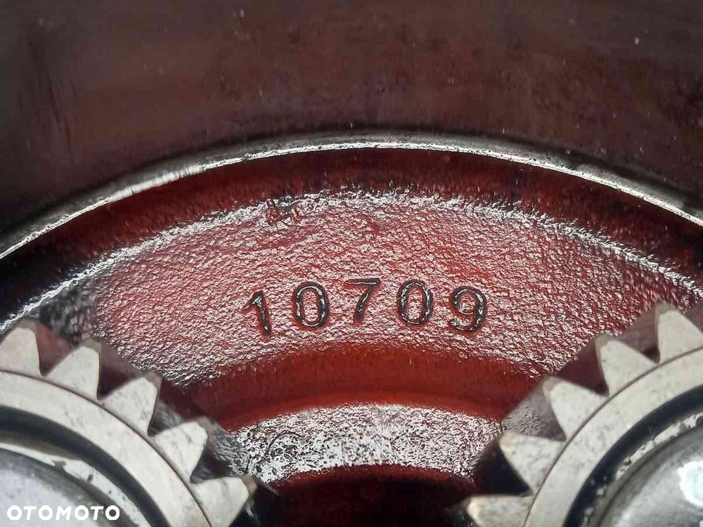 Układ planetarny z hamulcami przedniej osi 20.32 FR Deutz Fahr Agrotron 180.7 - 3