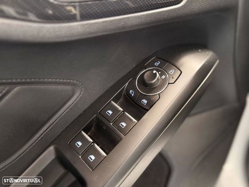 Ford Focus 1.0 EcoBoost MHEV ST-Line Design SIP - 15