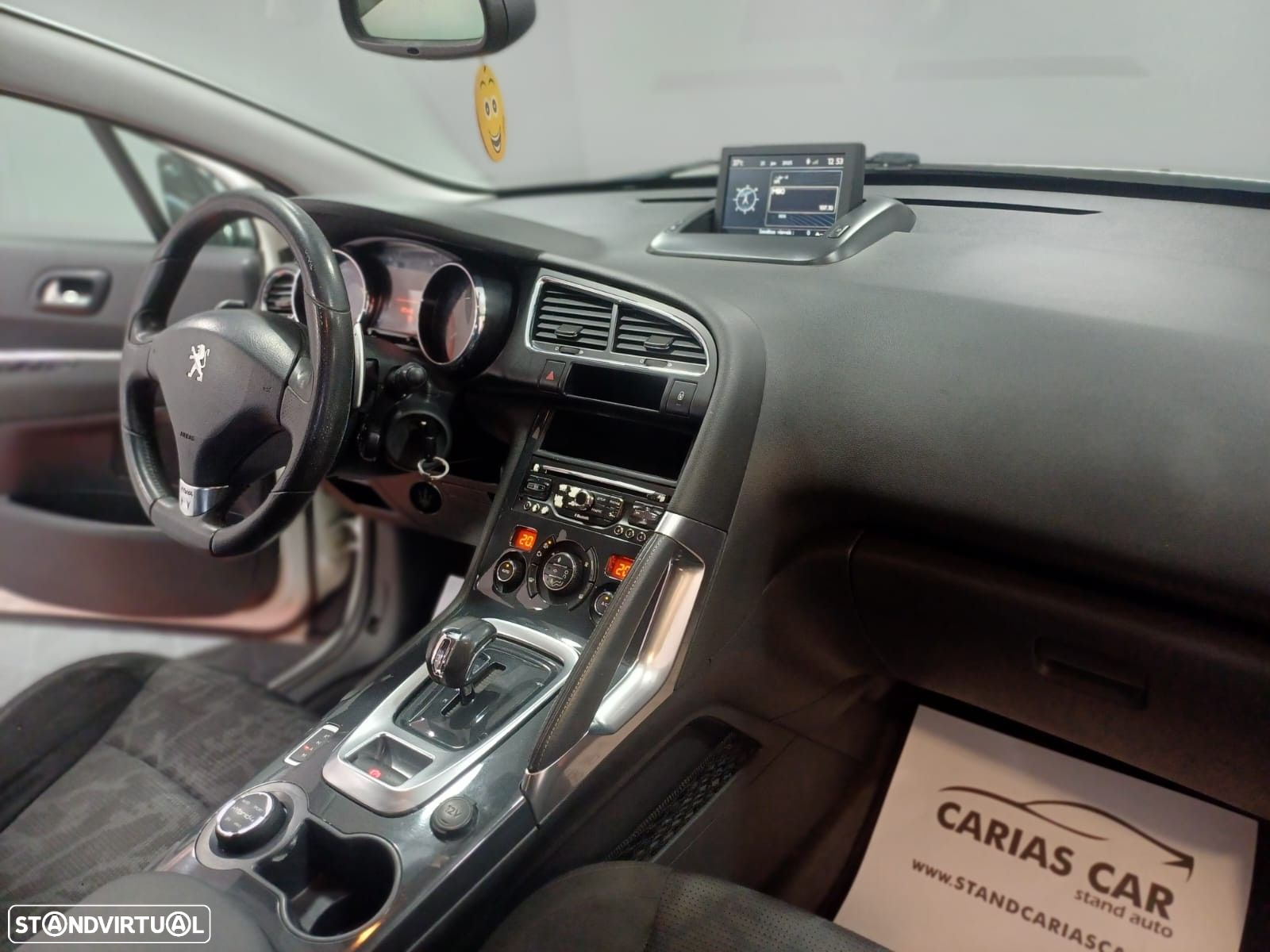 Peugeot 3008 2.0 HDi Hybrid4 - 17
