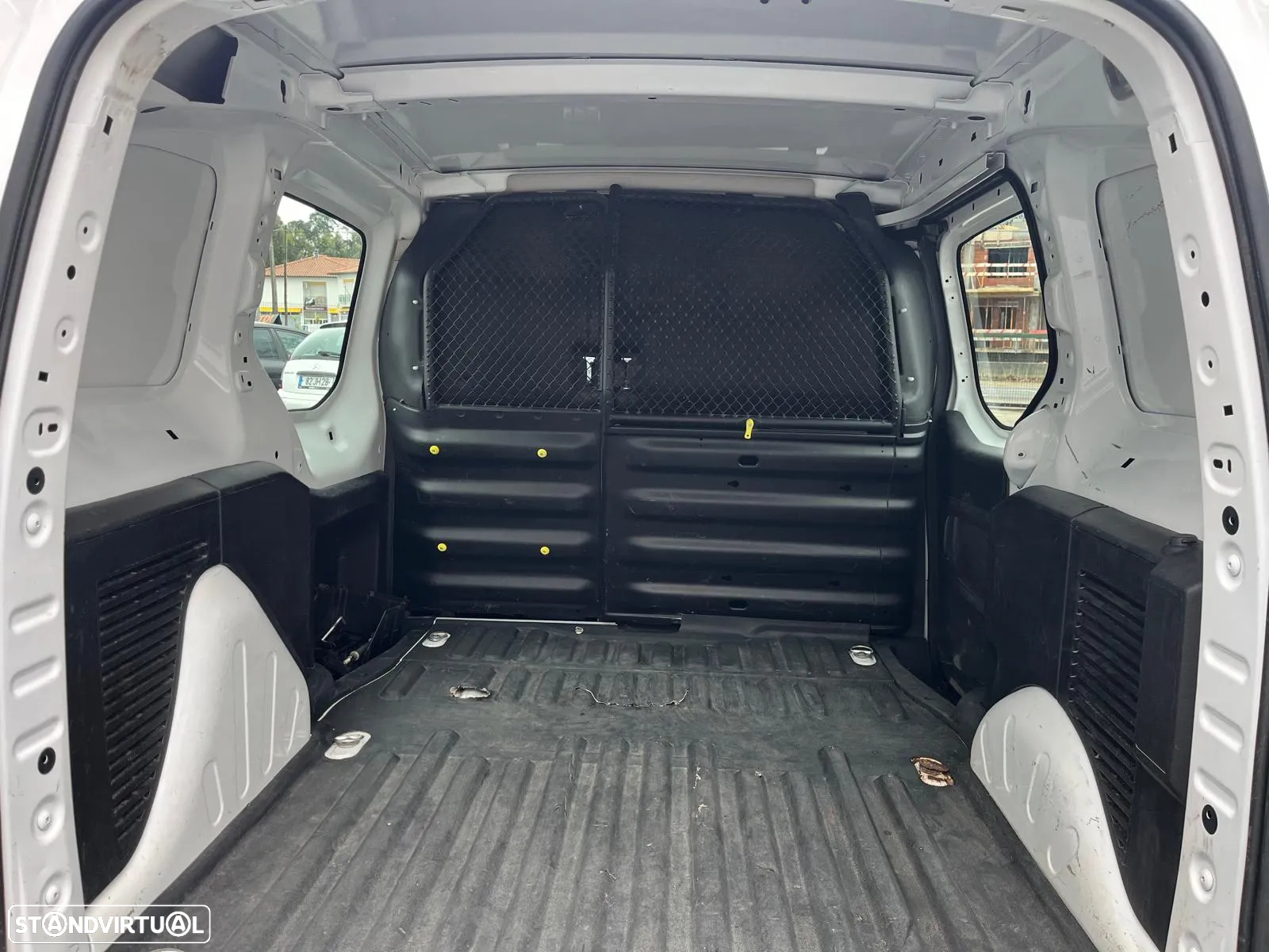 Citroën Berlingo 1.6 BlueHDi L1 Club 3L - 8