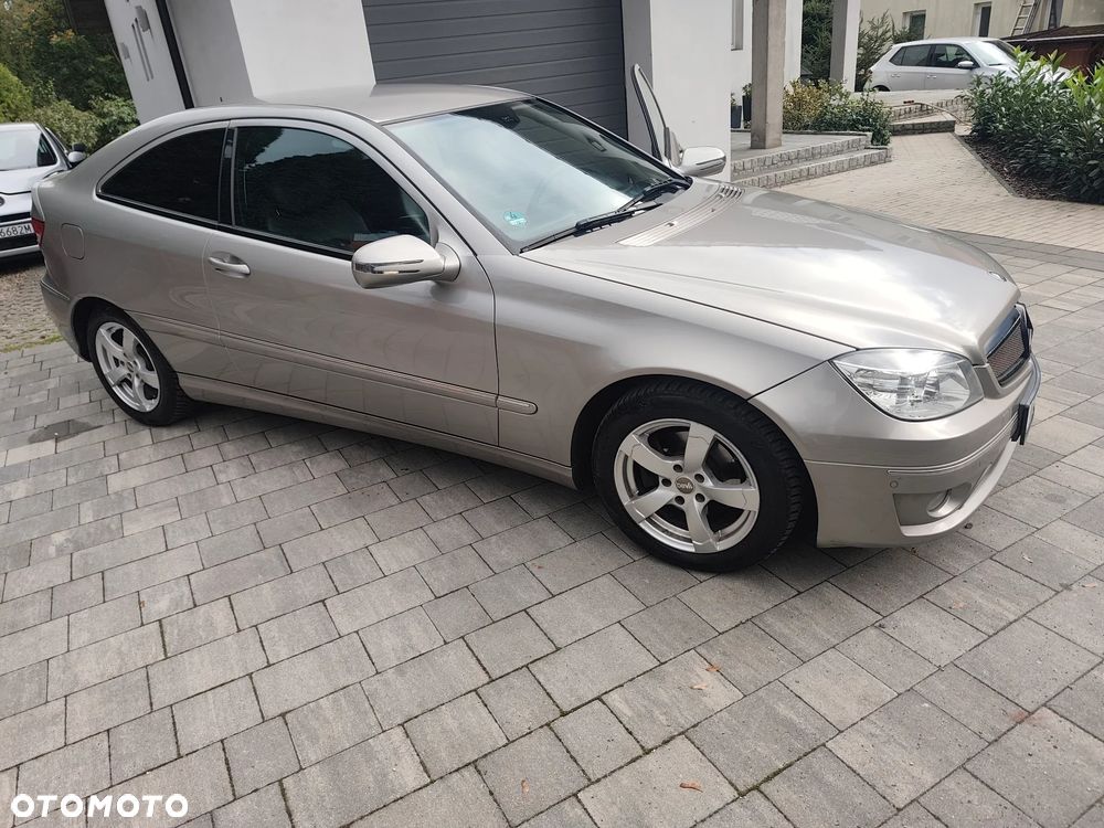 Mercedes-Benz Clc 2009 photo 4