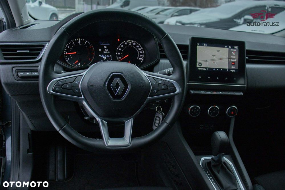 Renault Clio - 22