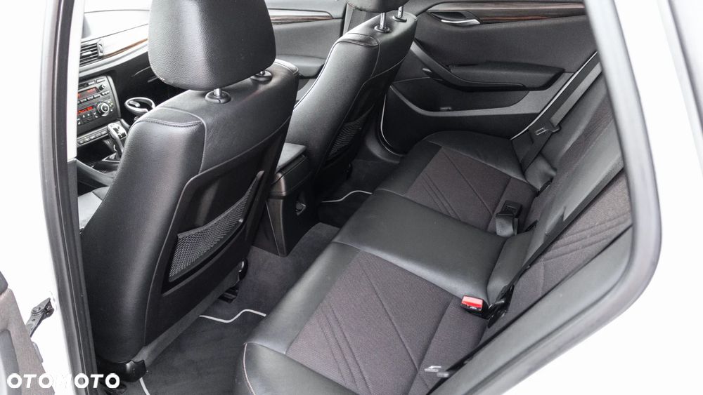 BMW X1 - 24