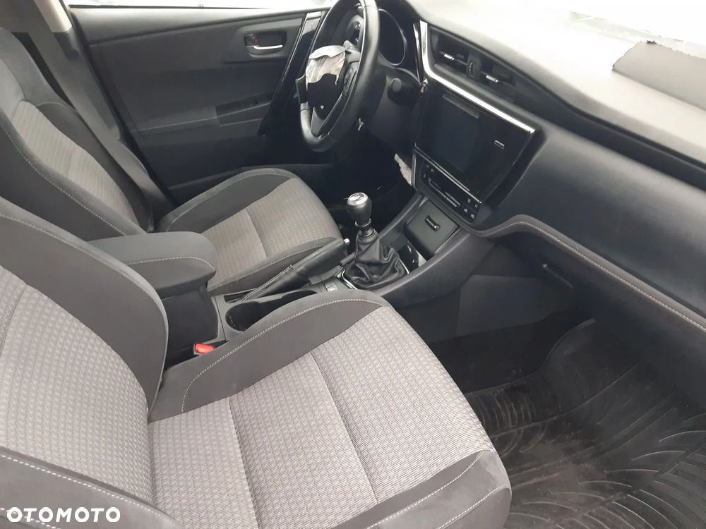 Toyota Auris 1.2 Turbo Touring Sports Comfort - 14
