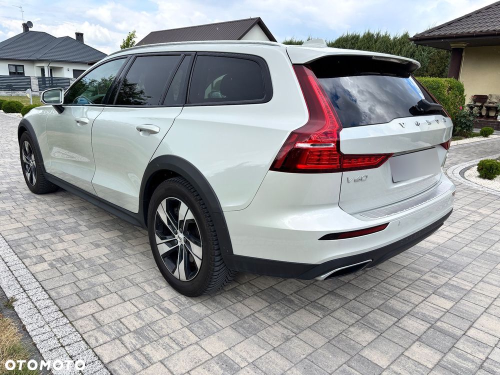 Volvo V60 Cross Country T5 AWD Geartronic - 16