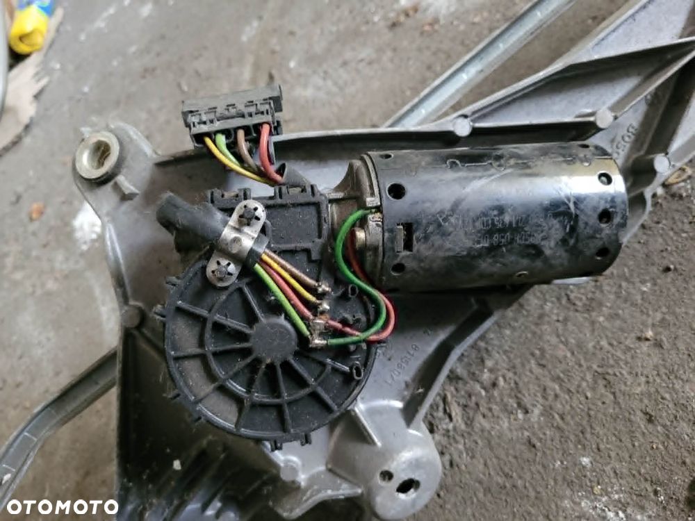 Mechanizm przednich wycieraczek S Klasa W220 - 3