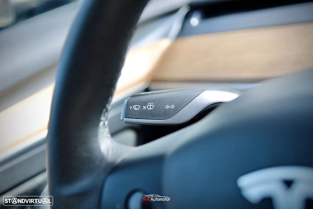 Tesla Model 3 Performance Dual Motor AWD - 23