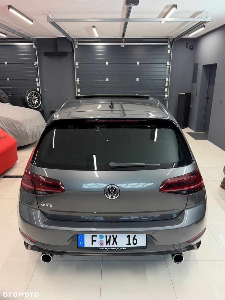 Volkswagen Golf GTI (BlueMotion Technology) DSG - 10