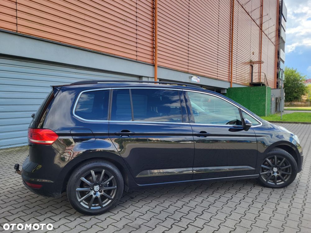 Volkswagen Touran ver-1-4-tsi-bluemotion-technology-comfortline - 22