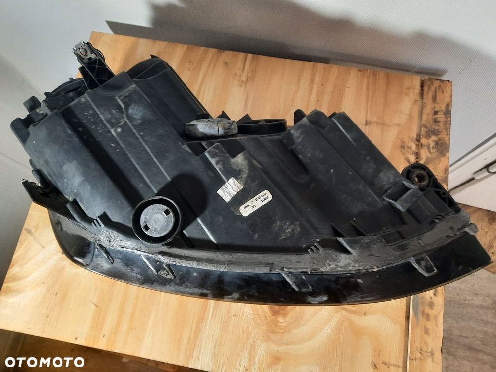 VW Golf VII 7 lampa lewy przód - 4