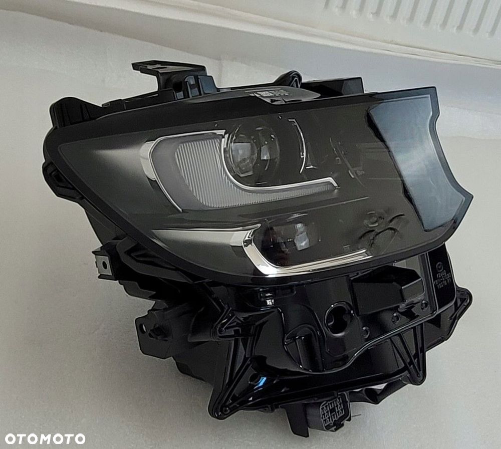 LAMPA PRAWA PRZÓD FULL LED 14 PIN MAZDA CX-60 2022- - 2