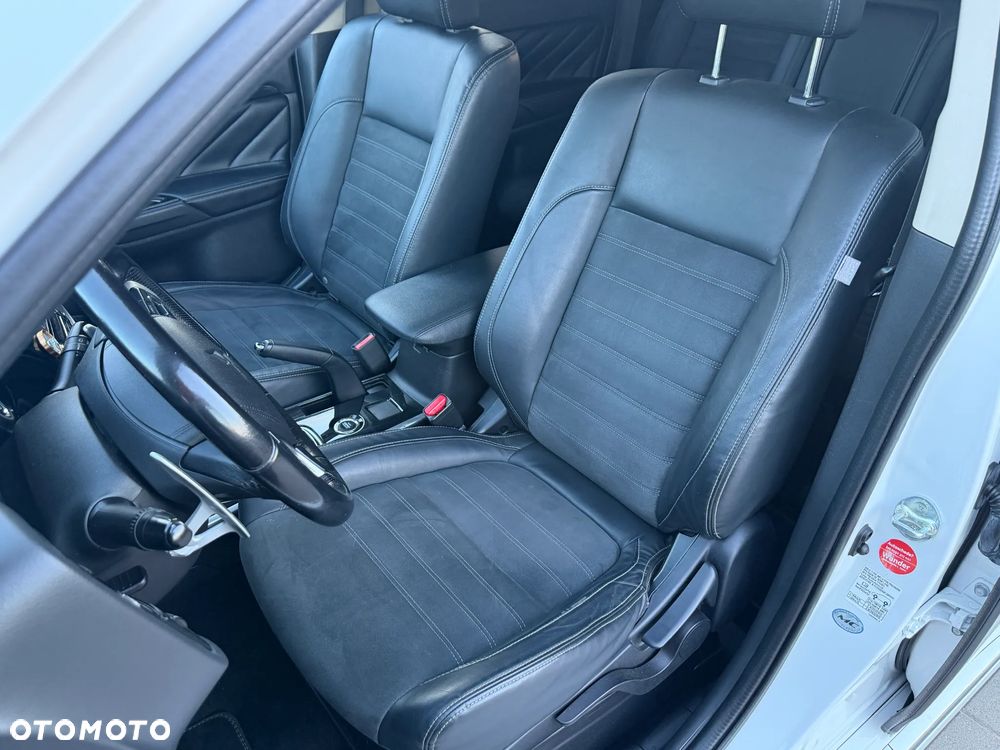Mitsubishi Outlander 2.0 4WD Plus - 10