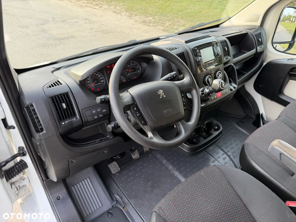 Peugeot Boxer * 2.0 / 130KM * L2H2 * Furgon / Blaszak * Średni / Podwyższany * - 28