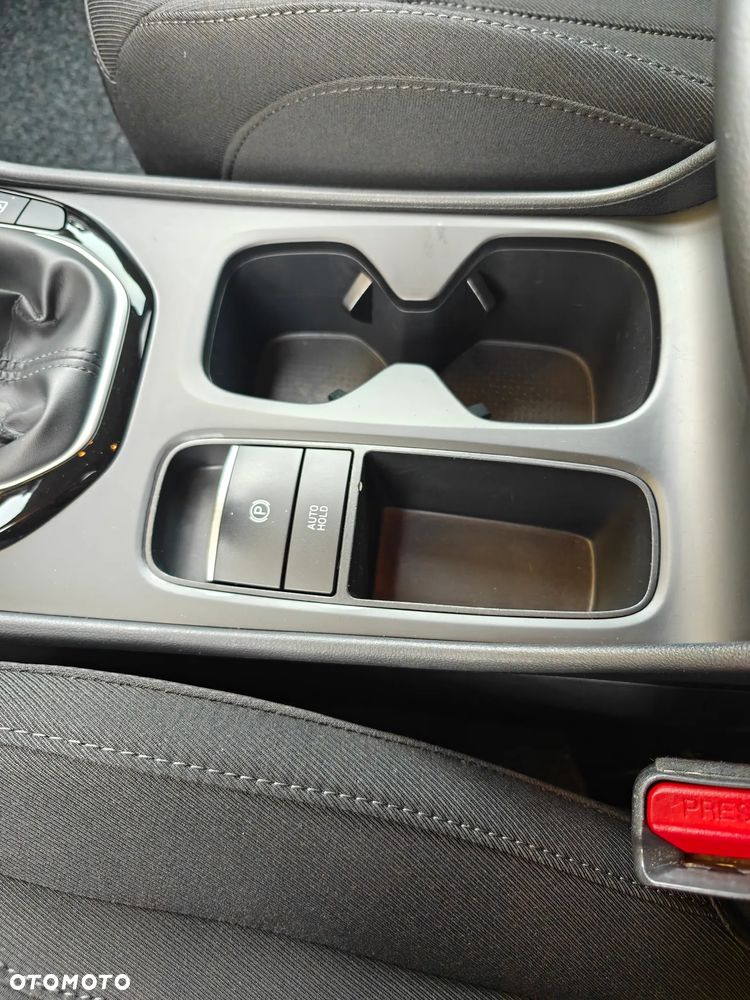 Hyundai Tucson 1.6 T-GDi Smart 2WD - 16
