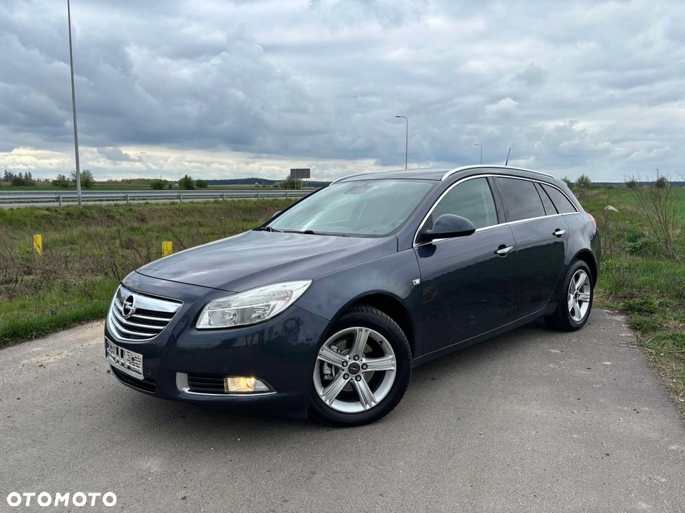 Opel Insignia - 1