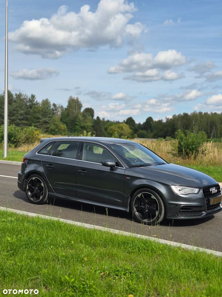 Audi A3 Sportback 2.0 TDI S tronic S line Sportpaket - 7