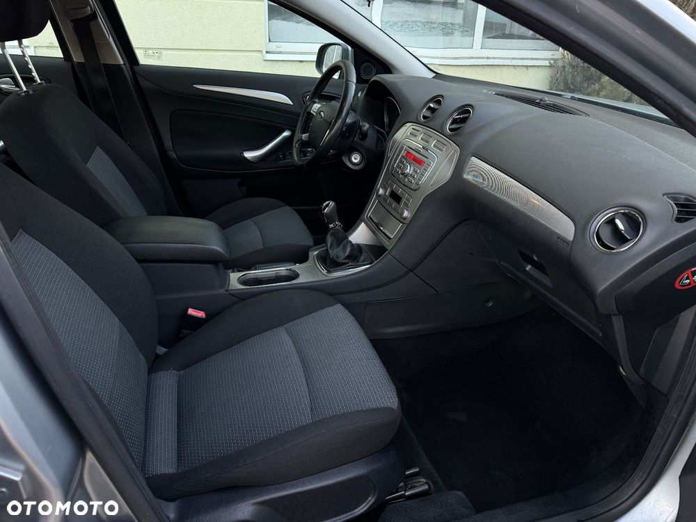 Ford Mondeo 2.0 Trend / Trend+ - 9