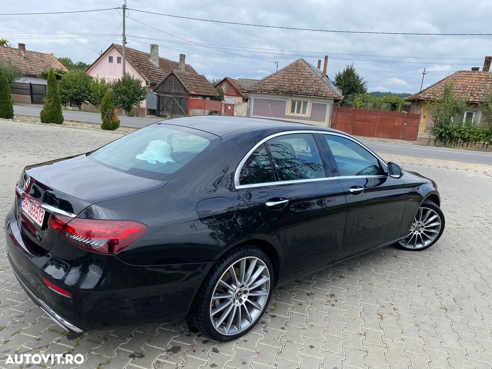 Mercedes-Benz E - 8