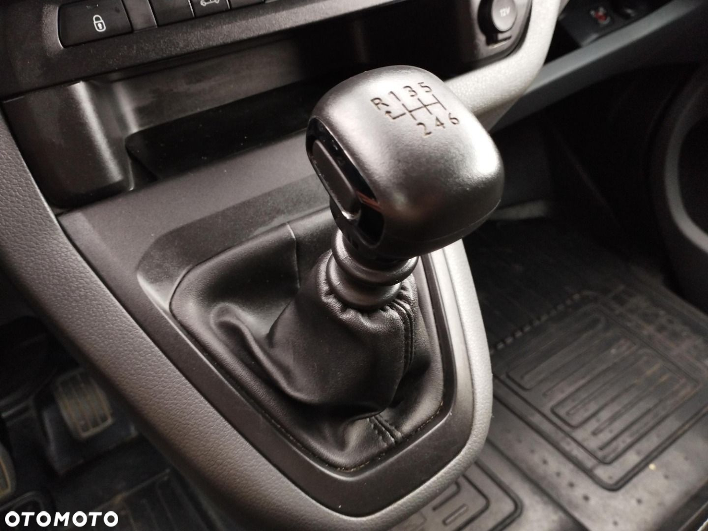 Toyota ProAce - 20